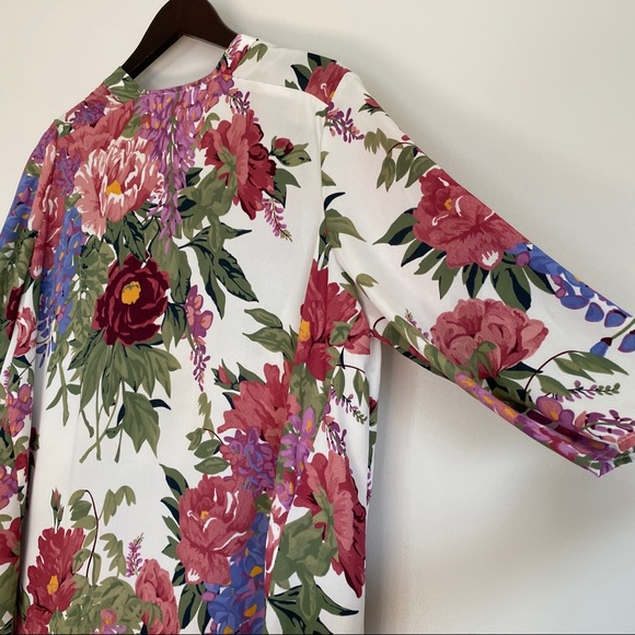 SHOW ME YOUR MUMU Downtown Tunic Floral Button - Picture 11 of 11